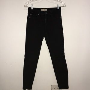 GAP 1969 Mid Rise Curvy True Skinny Jeans